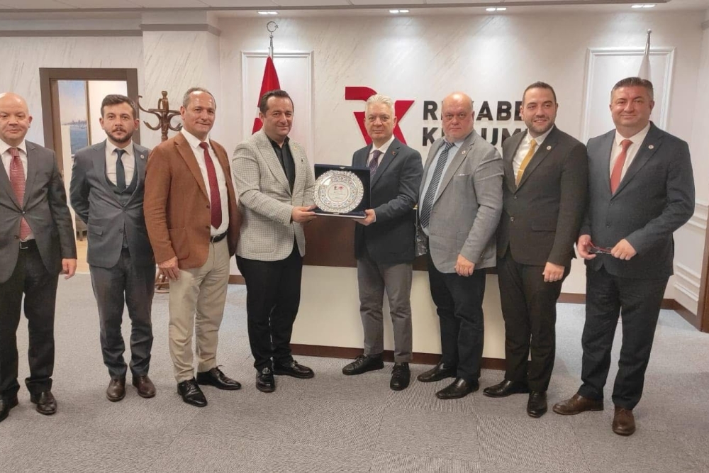 Rekabet kurumu Başkanımız sn.Birol KULE ye ziyarette bulunduk.