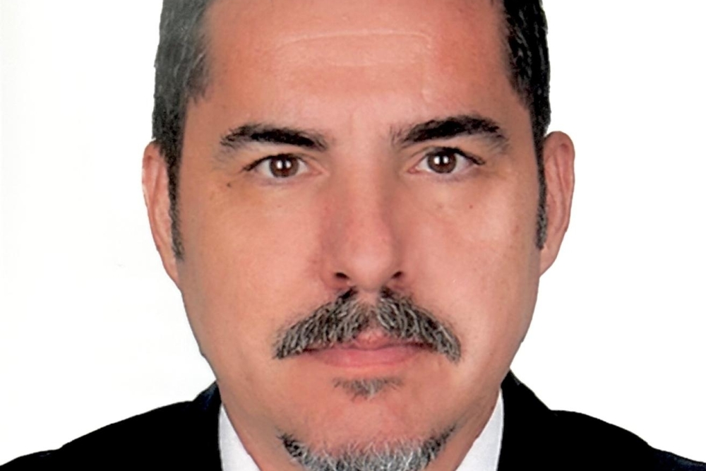 ÖZKAN YALAZA / İZMİR