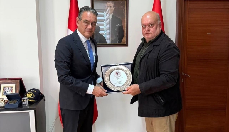 Karadağ Büyükelçimiz Barış Kalkavan”nı ziyaret ettik,Birliğimiz hakkında bilgilendirdik karadağ çalışmalarımızı sunduk,kendilerini teşekkür ederiz…