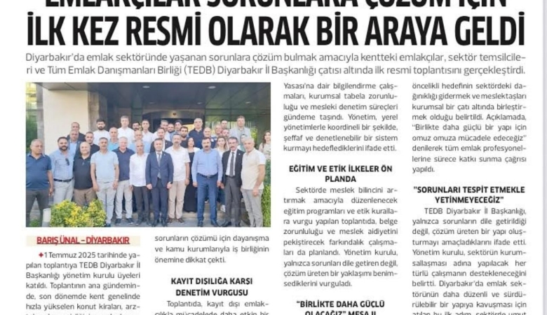 EMLAKÇILAR SORUNLARA ÇÖZÜM İÇİN İLK KEZ RESMİ OLARAK BİR ARAYA GELDİ